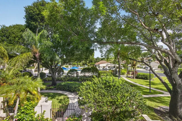 PGA National Palm Beach Gardens Unit 2 photo 35