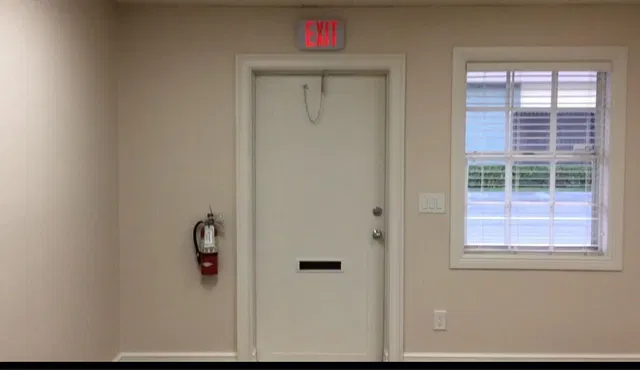 Unit 4 photo 9