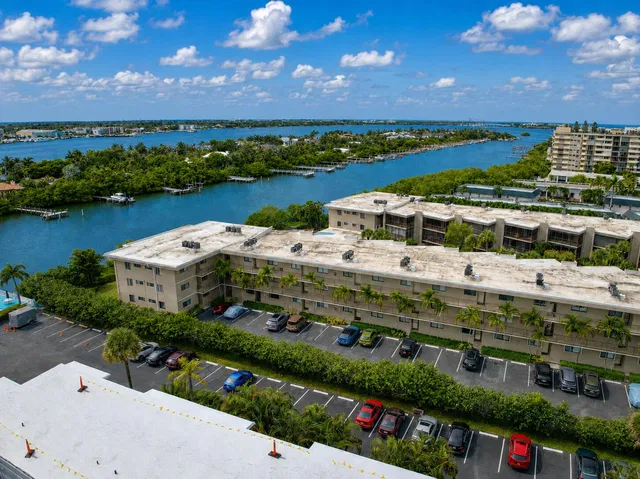 South Palm Beach Unit 123 photo 25