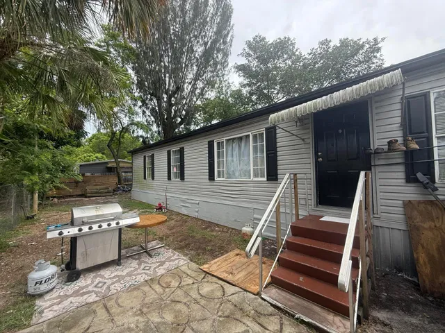 Unit 10548 photo 3