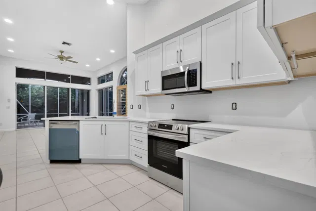 Residence photo 31