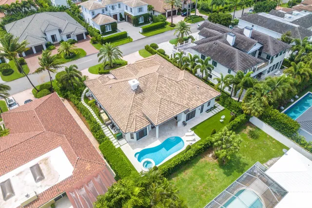 Royal Palm Yacht and Country Club Residence photo 35