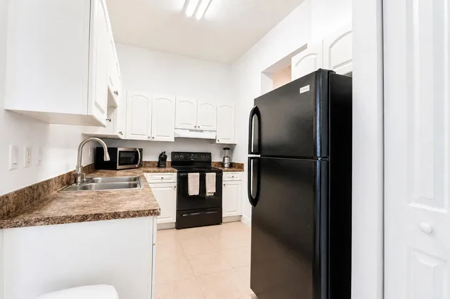 Unit 2514 photo 6