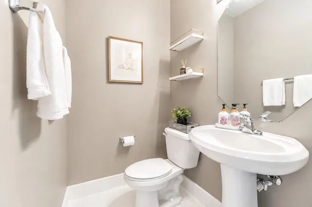  Unit 2514 photo 8