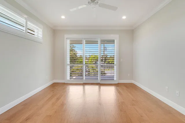 Residence photo 14