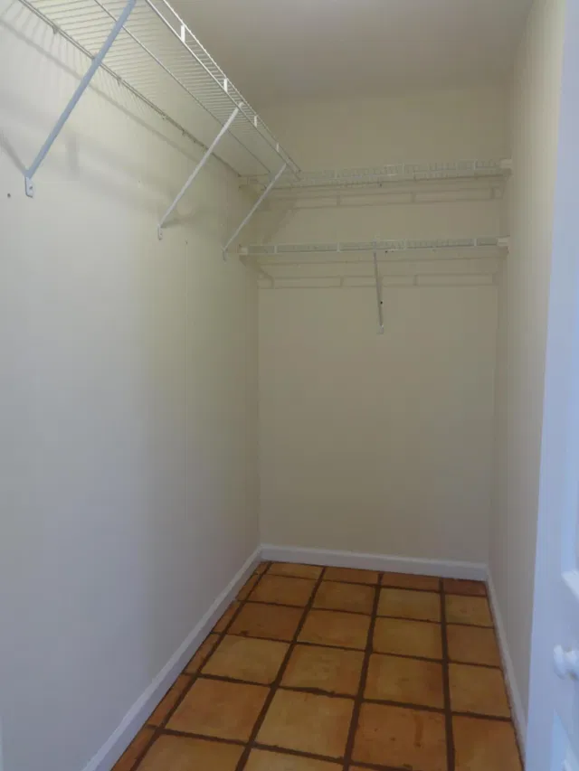 Residence photo 5