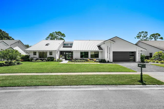 Residence photo 2