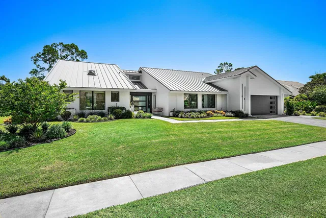 Residence photo 3