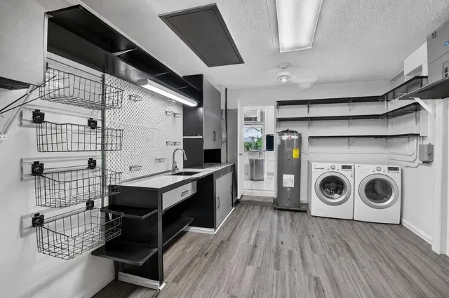 Residence photo 16