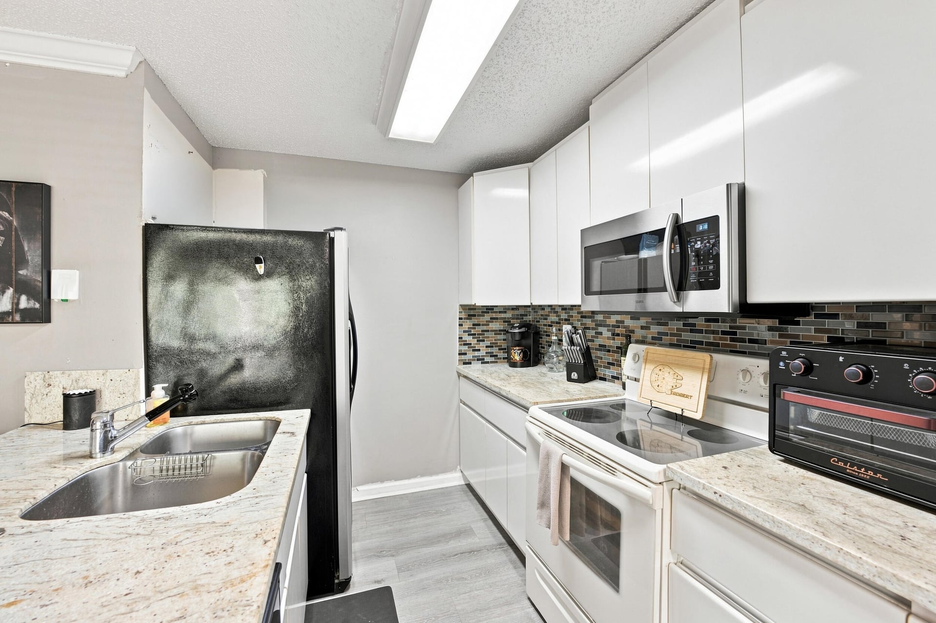 Unit 119 photo 3