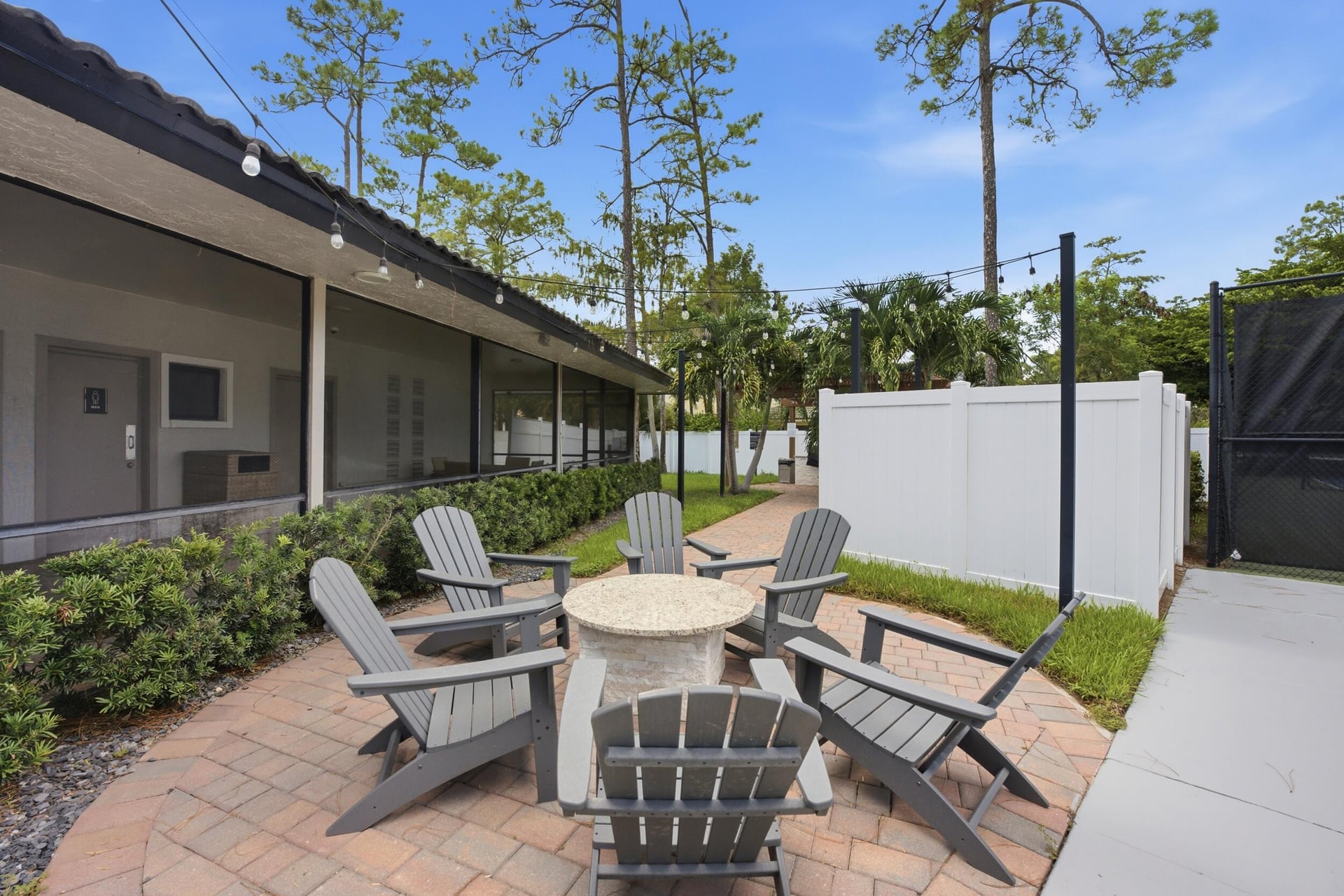 Unit 119 photo 26