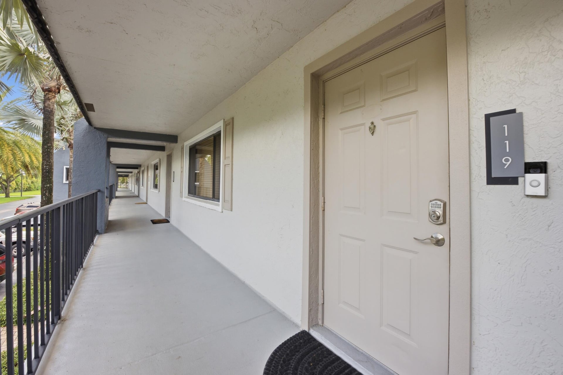 Unit 119 photo 31