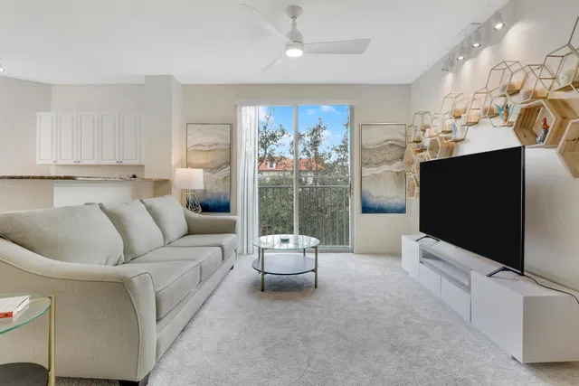 Courtyards in Cityplace Unit 411 photo 9