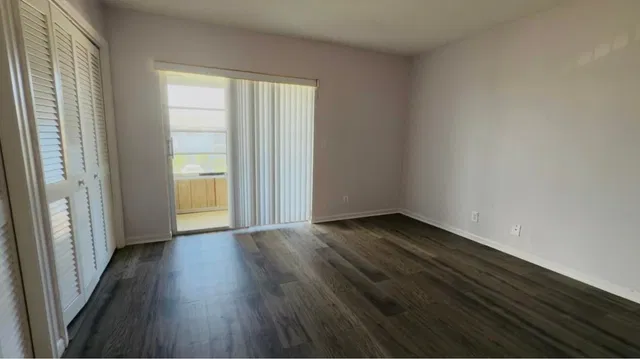 Residence photo 9