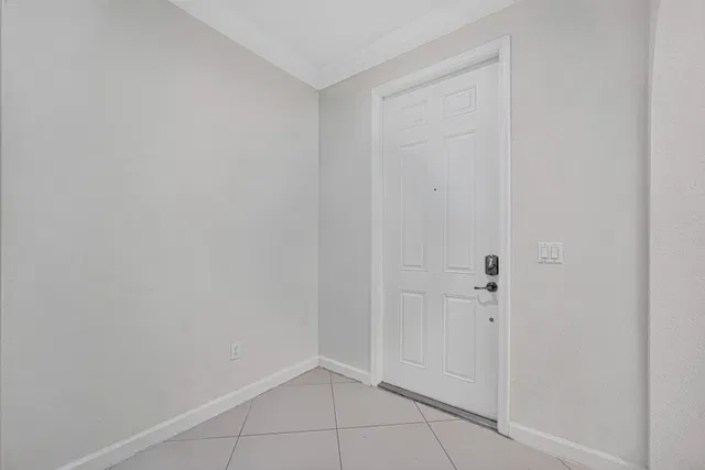 Residence photo 4