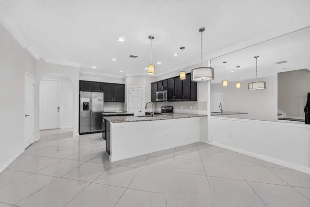 Residence photo 11