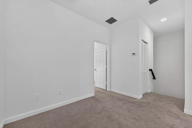 Residence photo 32