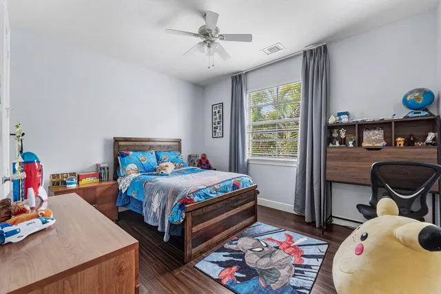 Residence photo 23