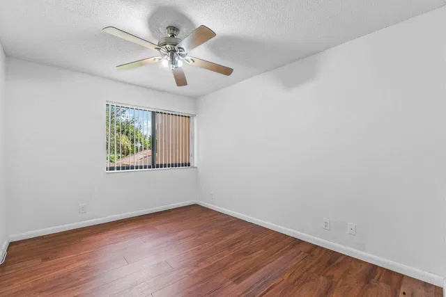 Unit 5 photo 15