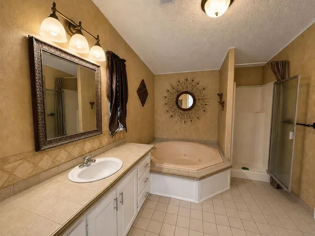 Residence photo 15