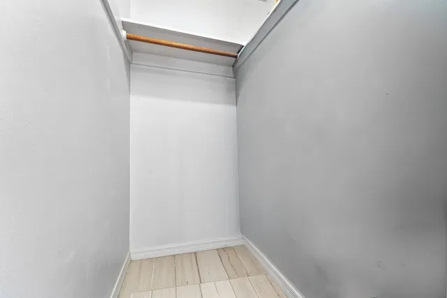 Unit 303 photo 20