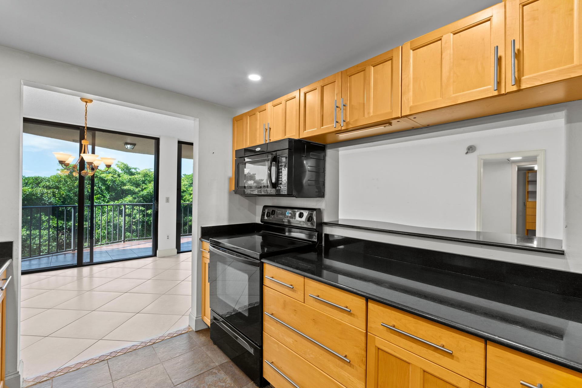 Unit 5110 photo 26