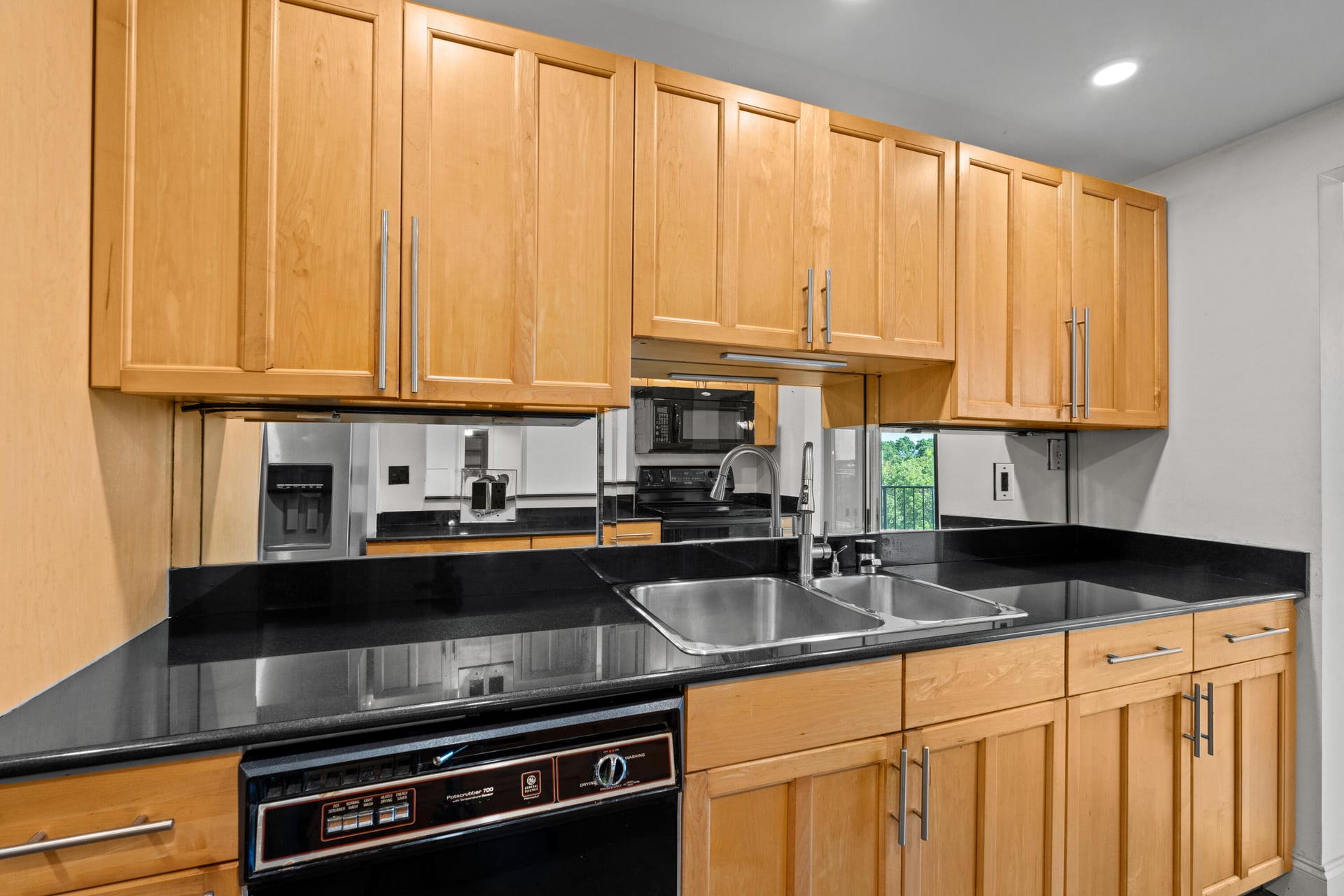 Unit 5110 photo 27