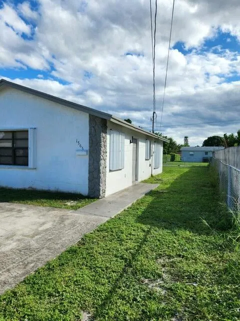 Residence photo 3