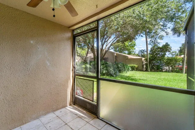 Unit 5 photo 17