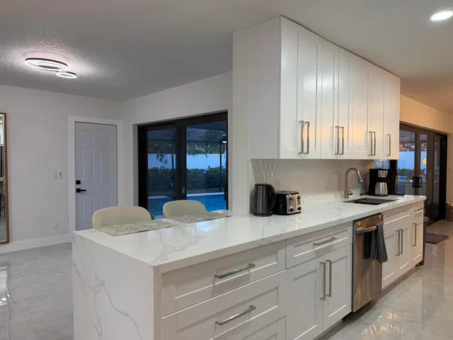 Residence photo 49