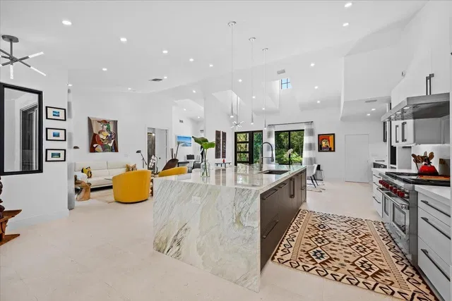 Homeland Residence photo 8