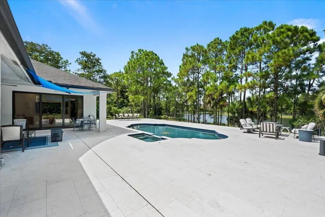 Homeland Residence photo 25