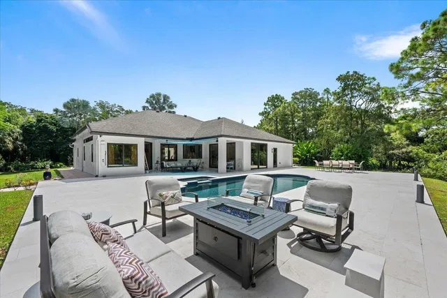 Homeland Residence photo 26