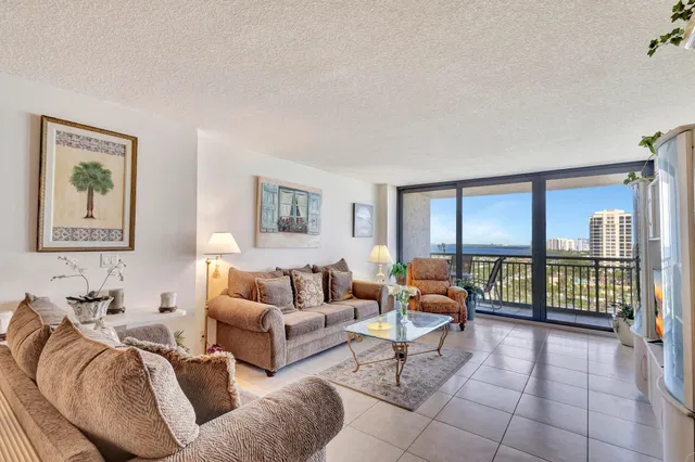 Singer Island Unit 1505 photo 2