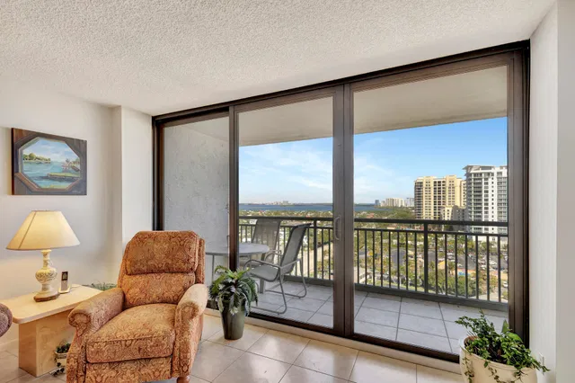 Singer Island Unit 1505 photo 4