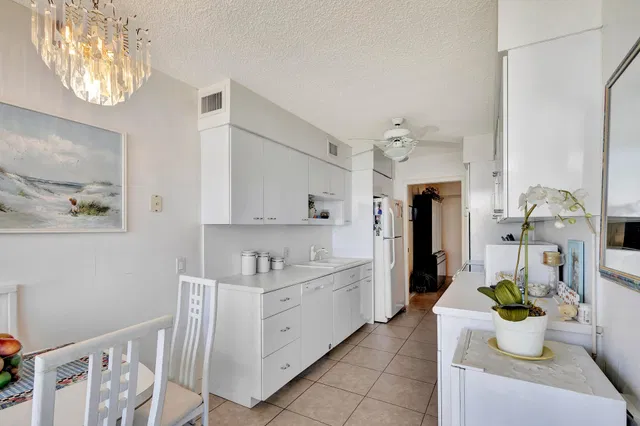 Singer Island Unit 1505 photo 14