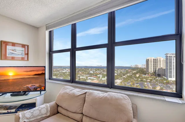 Singer Island Unit 1505 photo 21