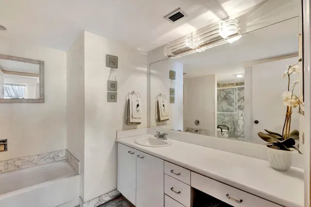 Singer Island Unit 1505 photo 29