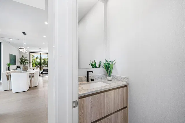 Palm Trail Delray Beach Residence photo 4