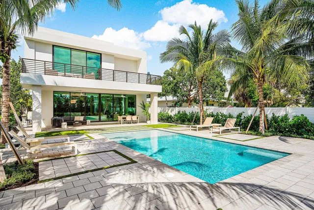 Palm Trail Delray Beach Residence photo 18