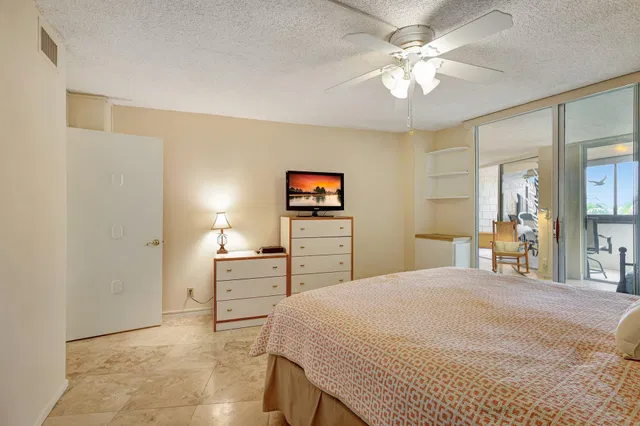  Unit 318 photo 30