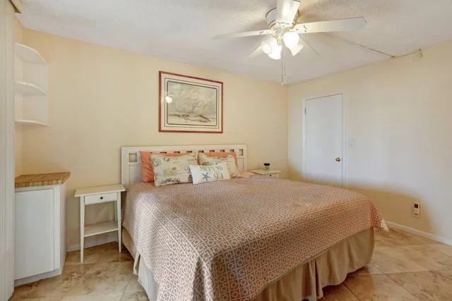  Unit 318 photo 31