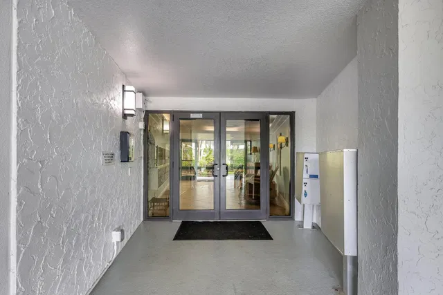  Unit 318 photo 57