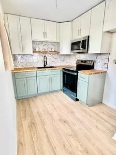 Unit 111 photo 4