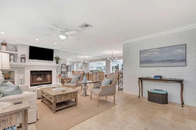 Pennock Point Residence photo 2