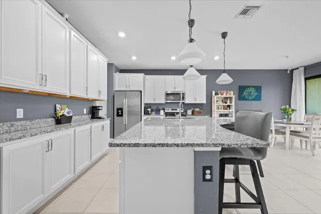 Residence photo 6