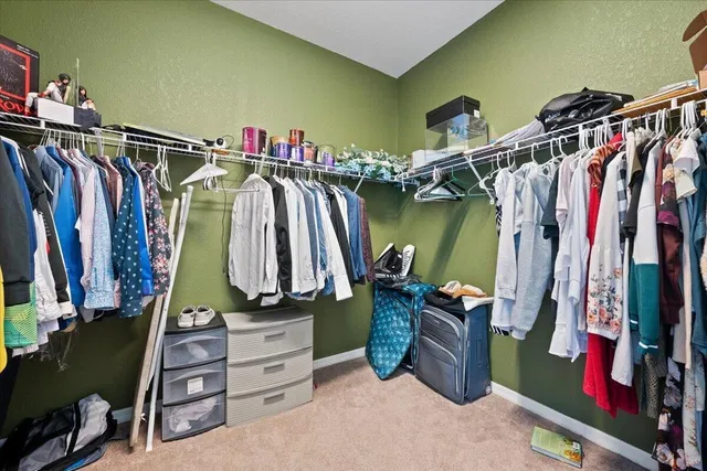 Residence photo 42