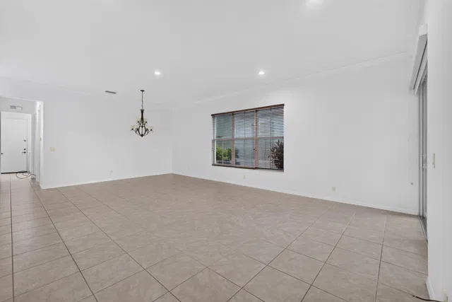  Residence photo 18