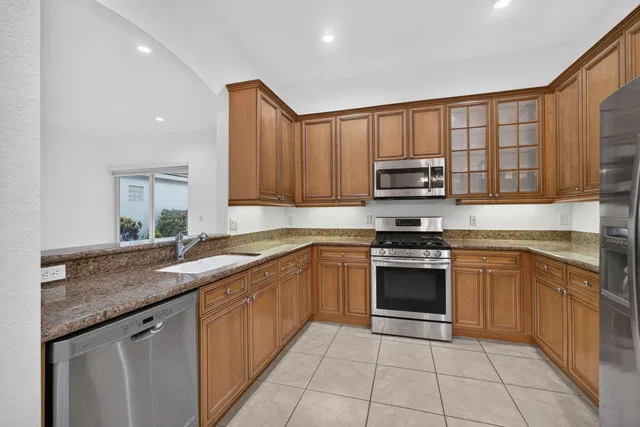  Residence photo 27