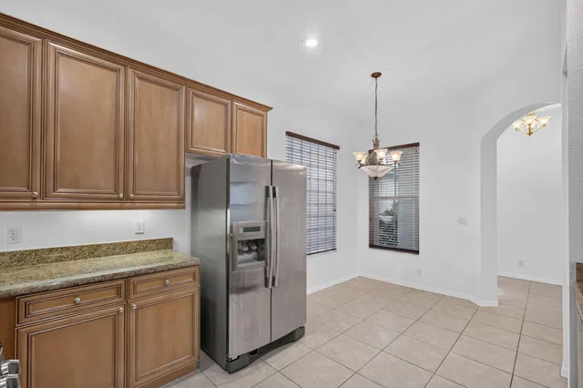  Residence photo 30